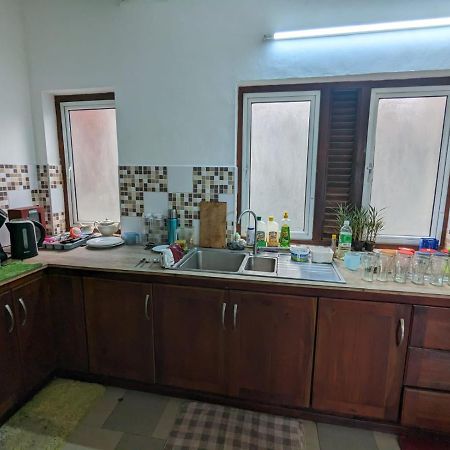 Shiranthi Guest House 라자기리야 외부 사진